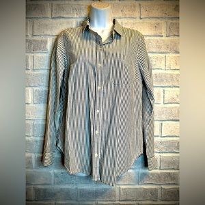 Old Navy medium blue and white button down